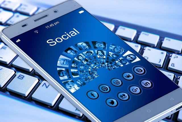 sosyal-medya-yasasi