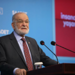 İktidar geçmişi mumla aratıyor